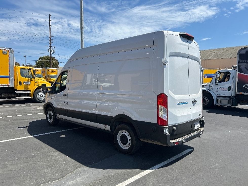 Cargo Van (Panel Van)-Alternative Fuel Trucks & Tractors-Ford-2022-TRAN350E-Ventura-CA-10,888\n\t\tmiles-$ 37,000 - Image 5