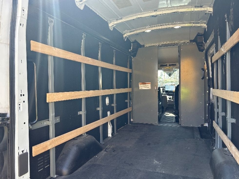Cargo Van (Panel Van)-Alternative Fuel Trucks & Tractors-Ford-2022-TRAN350E-Ventura-CA-9,277\n\t\tmiles-$ 37,250 - Image 9