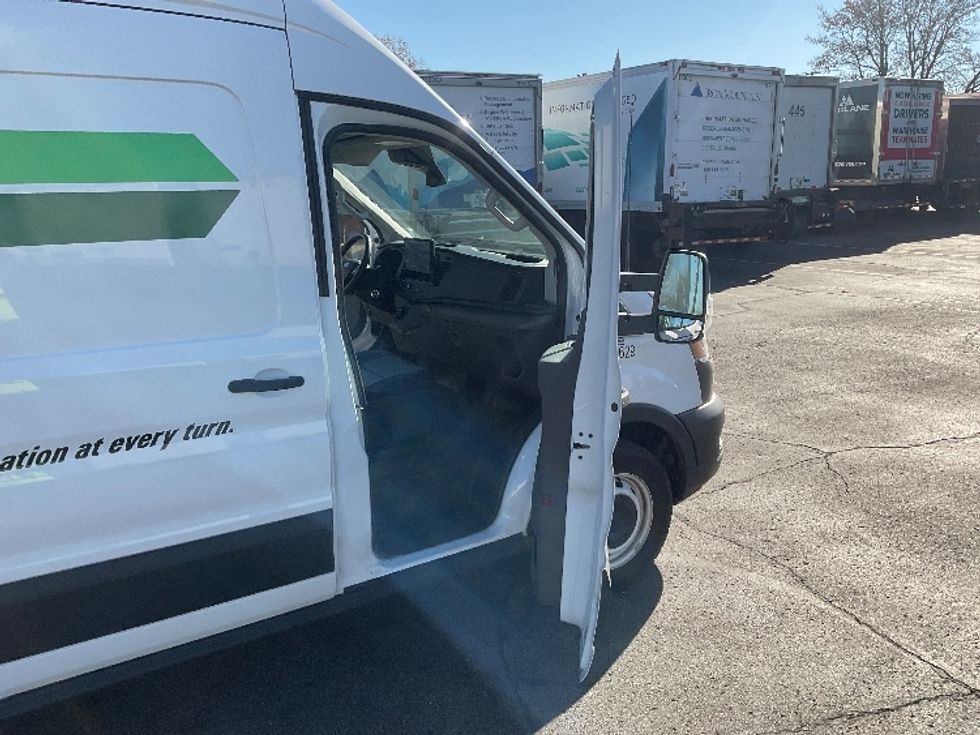 Cargo Van (Panel Van)-Alternative Fuel Trucks & Tractors-Ford-2022-TRAN350E-Warren-MI-13,691\n\t\tmiles-$ 37,250 - Image 17
