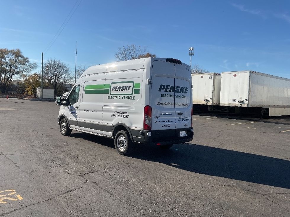 Cargo Van (Panel Van)-Alternative Fuel Trucks & Tractors-Ford-2022-TRAN350E-Warren-MI-13,691\n\t\tmiles-$ 37,250 - Image 5