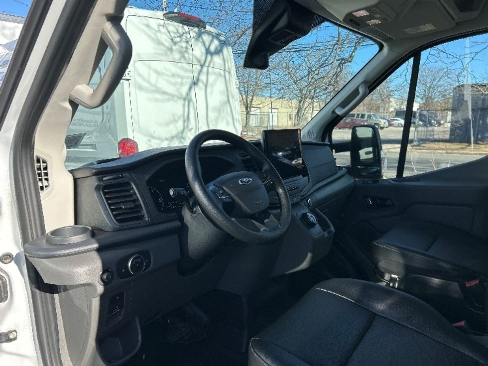 Cargo Van (Panel Van)-Alternative Fuel Trucks & Tractors-Ford-2022-TRAN350E-West Babylon-NY-281\n\t\tmiles-$ 41,500 - Image 14