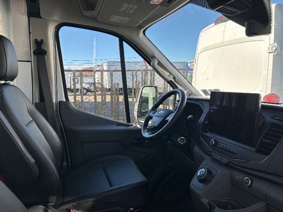 Cargo Van (Panel Van)-Alternative Fuel Trucks & Tractors-Ford-2022-TRAN350E-West Babylon-NY-281\n\t\tmiles-$ 41,500 - Image 19