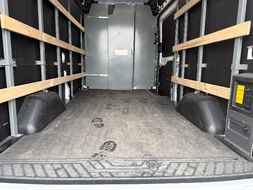Cargo Van (Panel Van)-Alternative Fuel Trucks & Tractors-Ford-2022-TRAN350E-West Babylon-NY-33,058\n\t\tmiles-$ 38,500 - Image 10