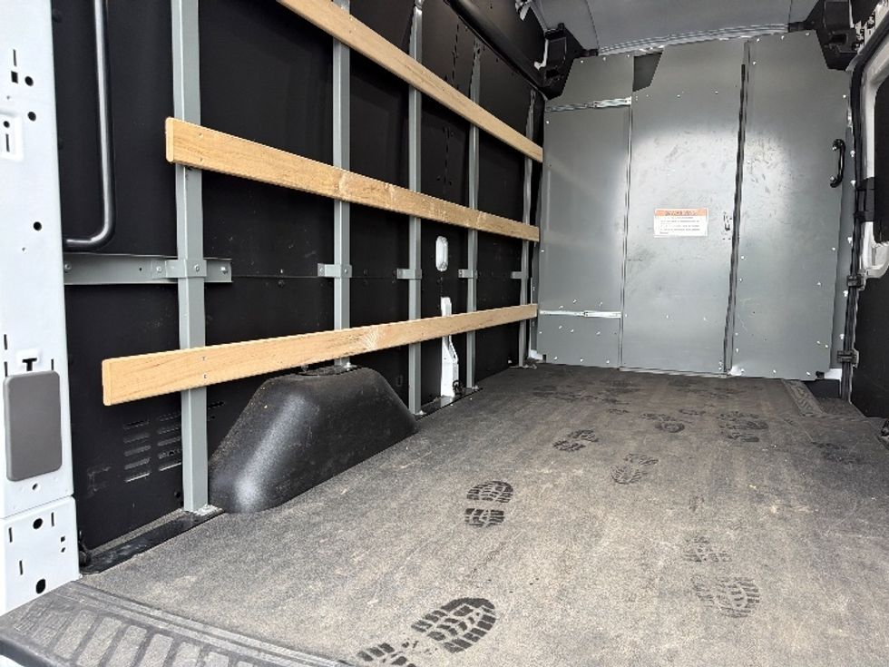 Cargo Van (Panel Van)-Alternative Fuel Trucks & Tractors-Ford-2022-TRAN350E-West Babylon-NY-33,058\n\t\tmiles-$ 38,500 - Image 11