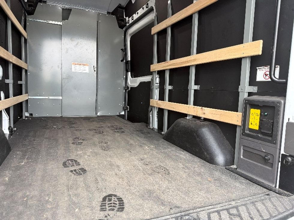 Cargo Van (Panel Van)-Alternative Fuel Trucks & Tractors-Ford-2022-TRAN350E-West Babylon-NY-33,058\n\t\tmiles-$ 38,500 - Image 12