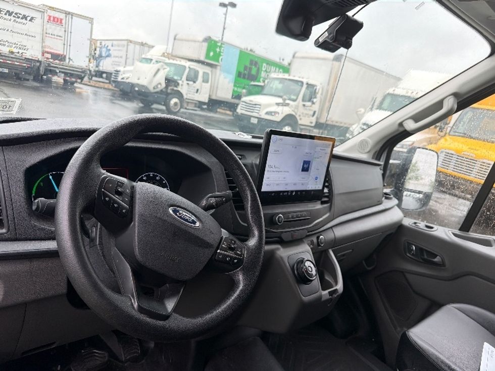 Cargo Van (Panel Van)-Alternative Fuel Trucks & Tractors-Ford-2022-TRAN350E-West Babylon-NY-33,058\n\t\tmiles-$ 38,500 - Image 17