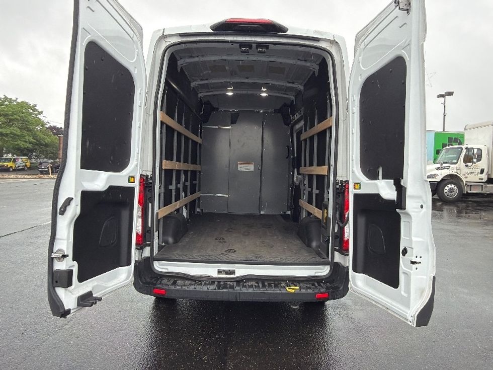 Cargo Van (Panel Van)-Alternative Fuel Trucks & Tractors-Ford-2022-TRAN350E-West Babylon-NY-33,058\n\t\tmiles-$ 38,500 - Image 9