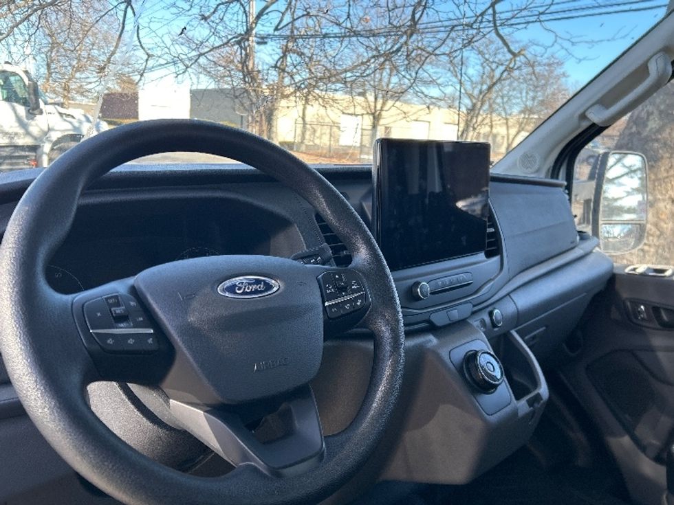 Cargo Van (Panel Van)-Alternative Fuel Trucks & Tractors-Ford-2022-TRAN350E-West Babylon-NY-416\n\t\tmiles-$ 41,500 - Image 14