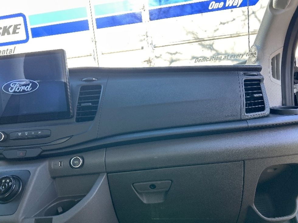 Cargo Van (Panel Van)-Alternative Fuel Trucks & Tractors-Ford-2022-TRAN350E-West Babylon-NY-4,579\n\t\tmiles-$ 41,000 - Image 17