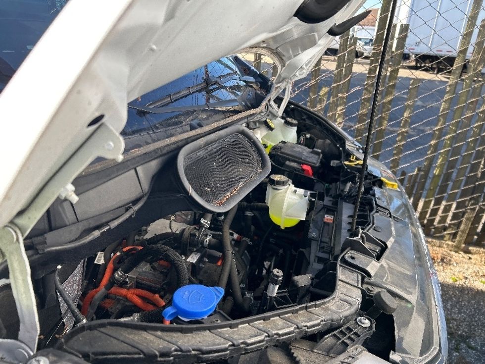 Cargo Van (Panel Van)-Alternative Fuel Trucks & Tractors-Ford-2022-TRAN350E-West Babylon-NY-794\n\t\tmiles-$ 35,500 - Image 20