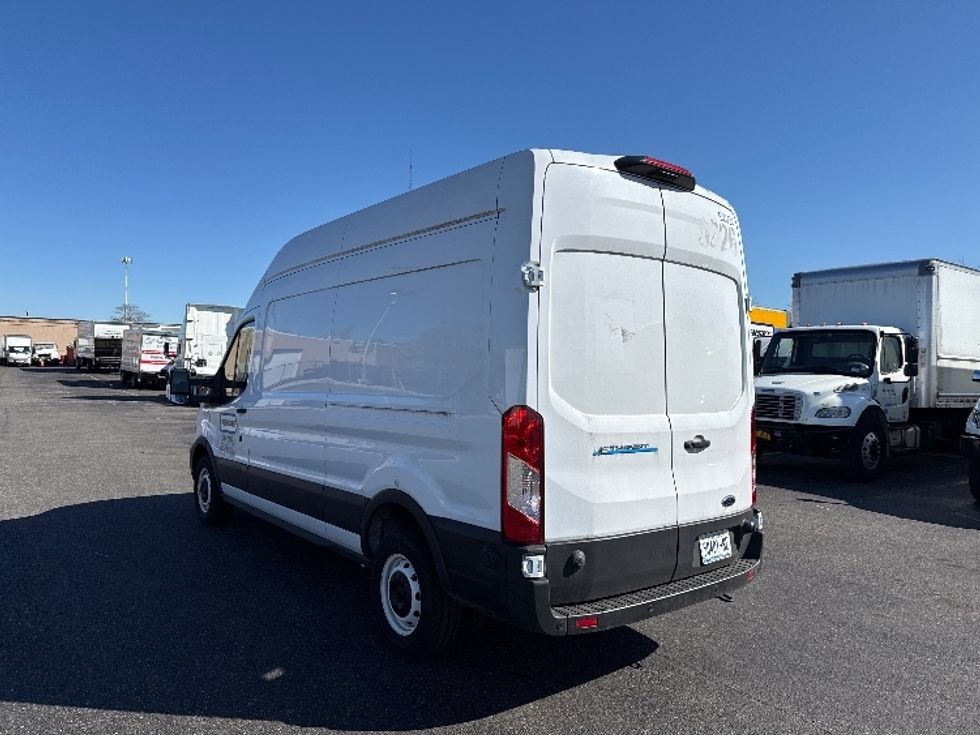 Cargo Van (Panel Van)-Alternative Fuel Trucks & Tractors-Ford-2022-TRAN350E-West Babylon-NY-794\n\t\tmiles-$ 35,500 - Image 5