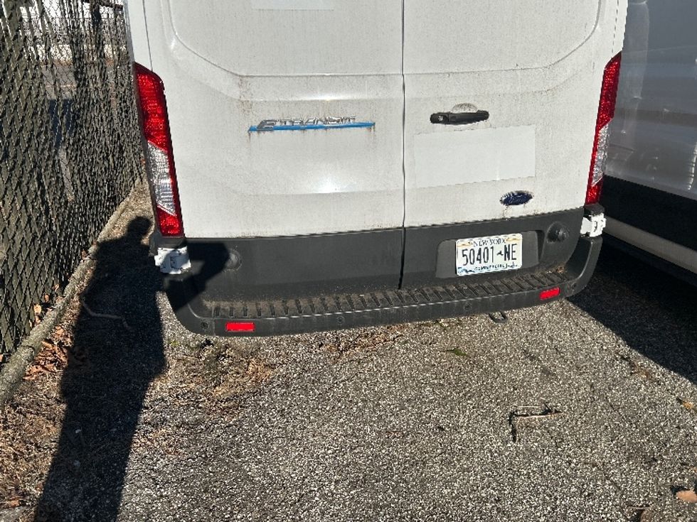 Cargo Van (Panel Van)-Alternative Fuel Trucks & Tractors-Ford-2022-TRAN350E-West Babylon-NY-794\n\t\tmiles-$ 35,500 - Image 8