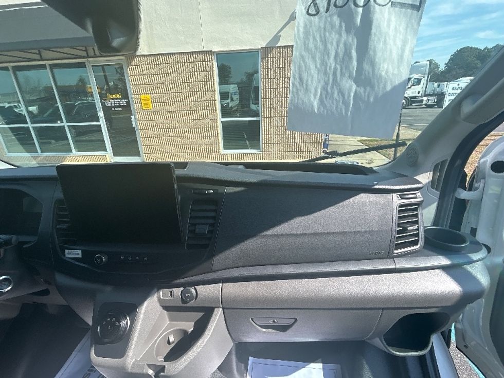 Cargo Van (Panel Van)-Alternative Fuel Trucks & Tractors-Ford-2022-TRAN350E-West Columbia-SC-708\n\t\tmiles-$ 41,750 - Image 17