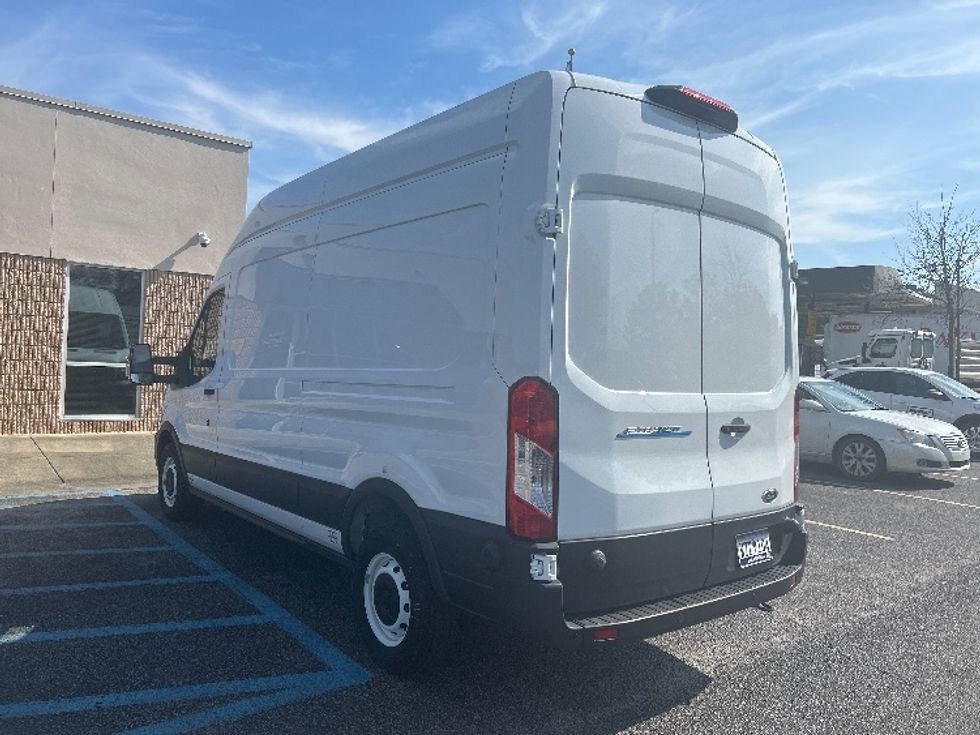 Cargo Van (Panel Van)-Alternative Fuel Trucks & Tractors-Ford-2022-TRAN350E-West Columbia-SC-708\n\t\tmiles-$ 41,750 - Image 5