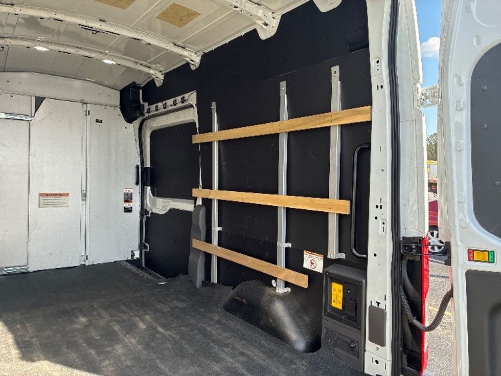 Cargo Van (Panel Van)-Alternative Fuel Trucks & Tractors-Ford-2022-TRAN350E-West Columbia-SC-739\n\t\tmiles-$ 41,750 - Image 10