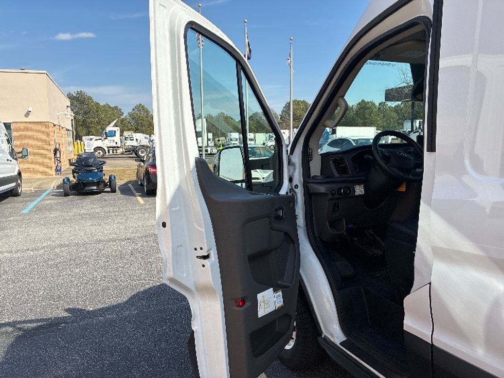 Cargo Van (Panel Van)-Alternative Fuel Trucks & Tractors-Ford-2022-TRAN350E-West Columbia-SC-739\n\t\tmiles-$ 41,750 - Image 14