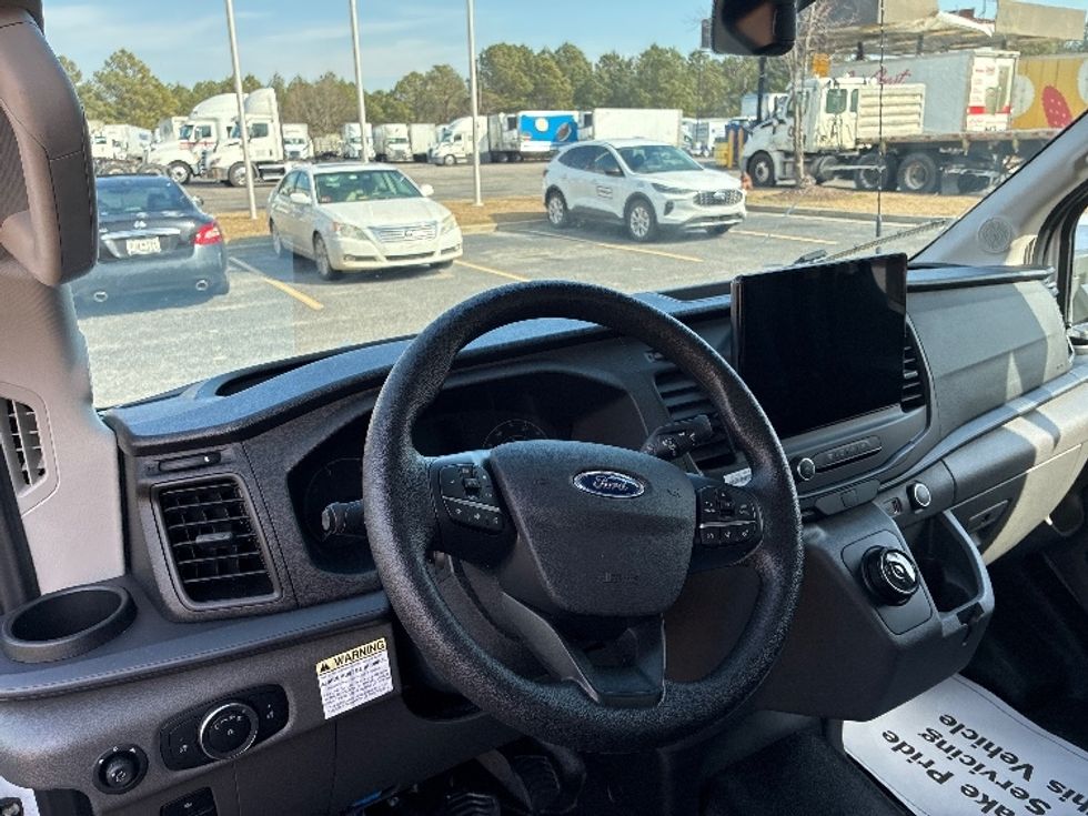 Cargo Van (Panel Van)-Alternative Fuel Trucks & Tractors-Ford-2022-TRAN350E-West Columbia-SC-739\n\t\tmiles-$ 41,750 - Image 15