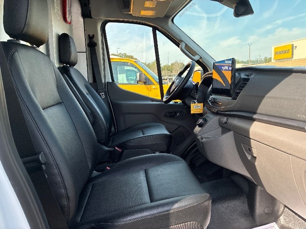 Cargo Van (Panel Van)-Alternative Fuel Trucks & Tractors-Ford-2022-TRAN350E-West Columbia-SC-739\n\t\tmiles-$ 41,750 - Image 20