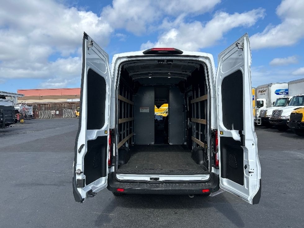 Cargo Van (Panel Van)-Alternative Fuel Trucks & Tractors-Ford-2022-TRAN350E-West Sacramento-CA-10,281\n\t\tmiles-$ 34,000 - Image 8