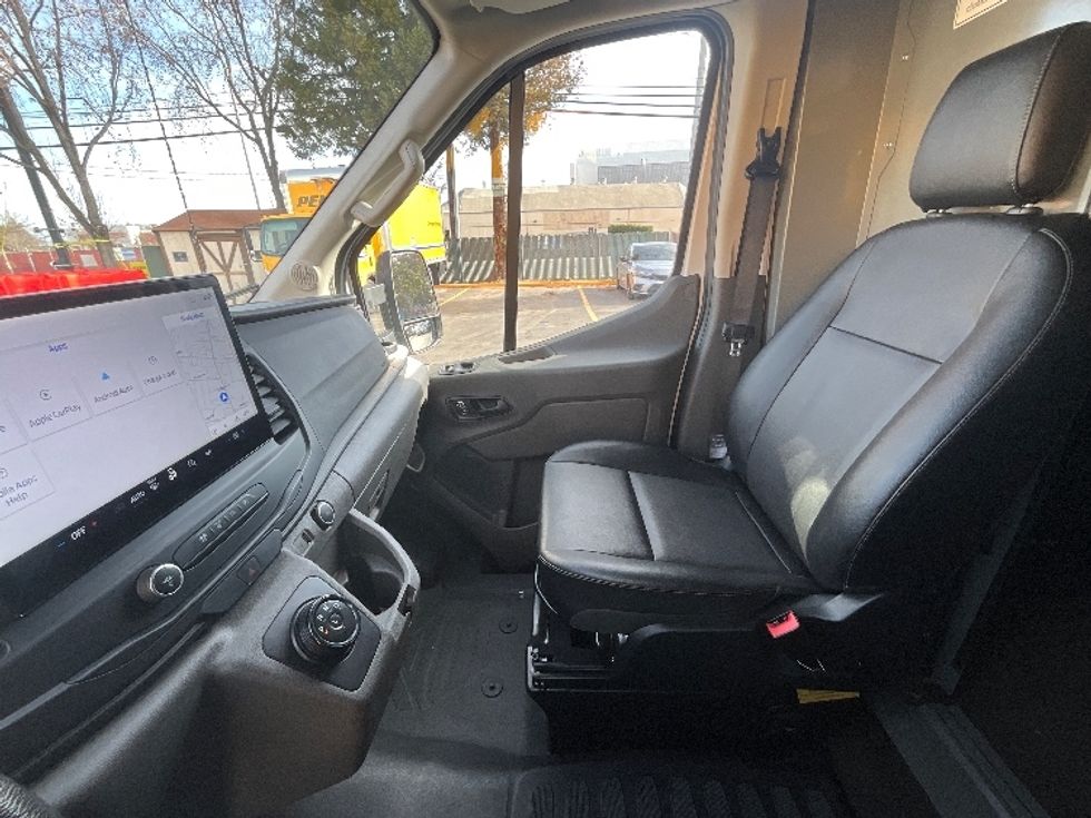Cargo Van (Panel Van)-Alternative Fuel Trucks & Tractors-Ford-2022-TRAN350E-West Sacramento-CA-11,530\n\t\tmiles-$ 40,000 - Image 19