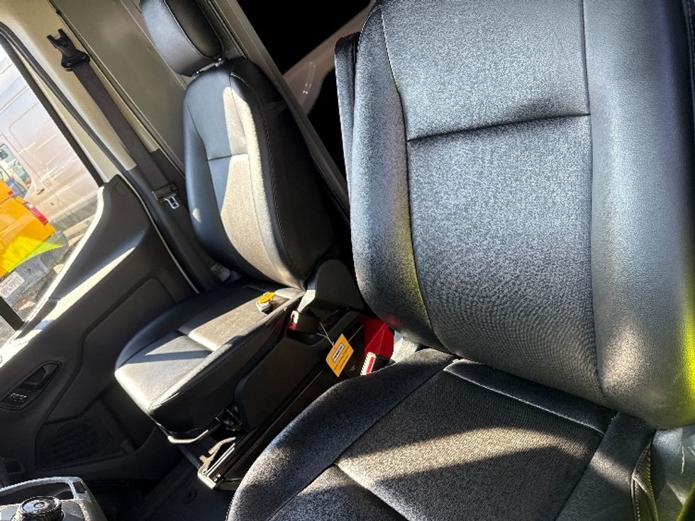 Cargo Van (Panel Van)-Alternative Fuel Trucks & Tractors-Ford-2022-TRAN350E-West Sacramento-CA-13,339\n\t\tmiles-$ 40,250 - Image 19