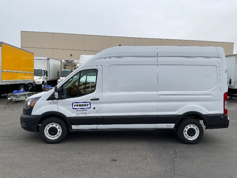 Cargo Van (Panel Van)-Alternative Fuel Trucks & Tractors-Ford-2022-TRAN350E-West Sacramento-CA-14,654\n\t\tmiles-$ 40,000 - Image 4
