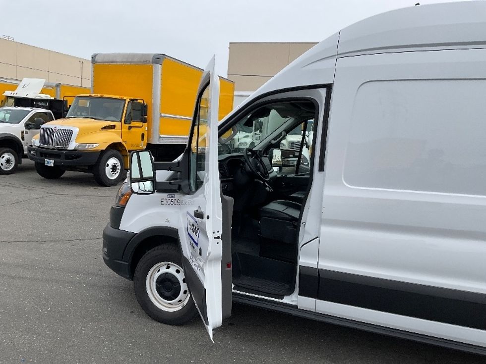 Cargo Van (Panel Van)-Alternative Fuel Trucks & Tractors-Ford-2022-TRAN350E-West Sacramento-CA-14,654\n\t\tmiles-$ 40,000 - Image 16