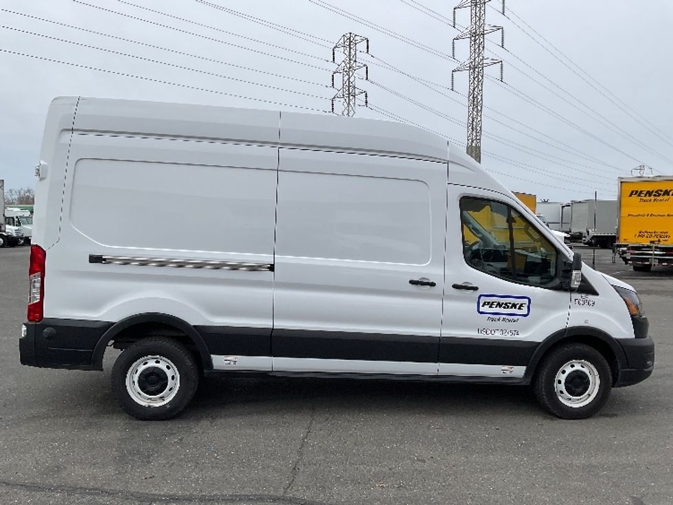 Cargo Van (Panel Van)-Alternative Fuel Trucks & Tractors-Ford-2022-TRAN350E-West Sacramento-CA-14,654\n\t\tmiles-$ 40,000 - Image 15