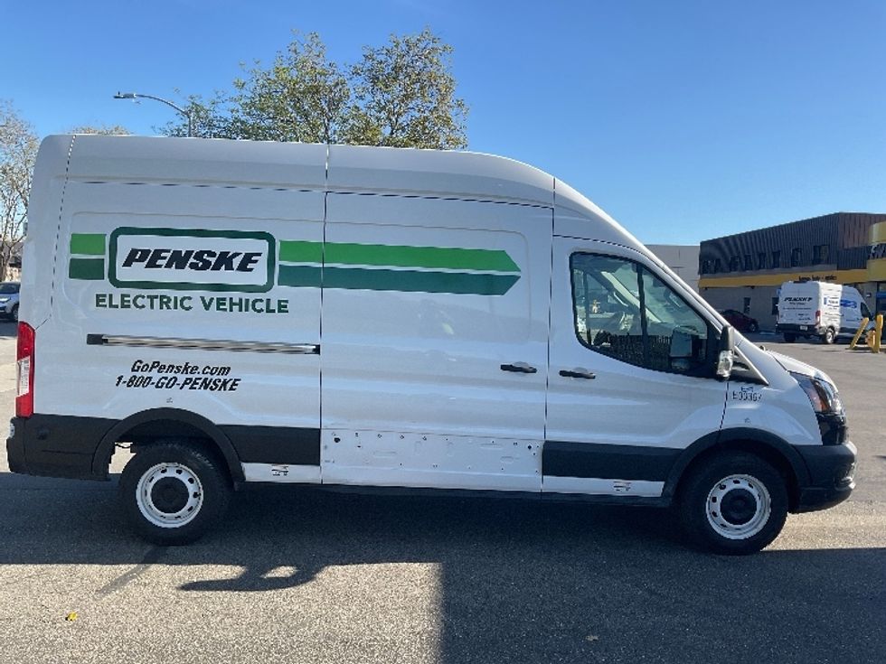 Cargo Van (Panel Van)-Alternative Fuel Trucks & Tractors-Ford-2022-TRAN350E-West Sacramento-CA-15,539\n\t\tmiles-$ 34,500 - Image 14