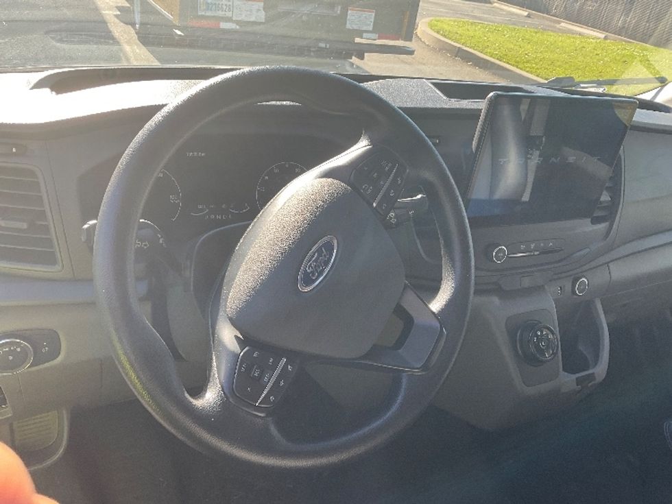 Cargo Van (Panel Van)-Alternative Fuel Trucks & Tractors-Ford-2022-TRAN350E-West Sacramento-CA-15,539\n\t\tmiles-$ 34,500 - Image 17