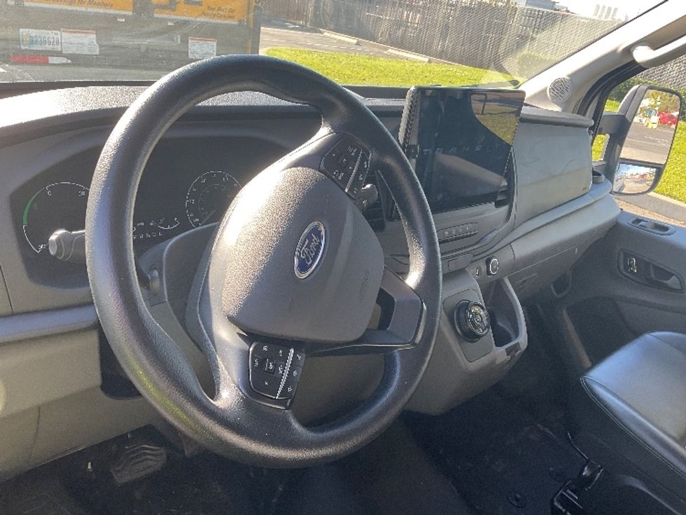 Cargo Van (Panel Van)-Alternative Fuel Trucks & Tractors-Ford-2022-TRAN350E-West Sacramento-CA-15,539\n\t\tmiles-$ 34,500 - Image 18