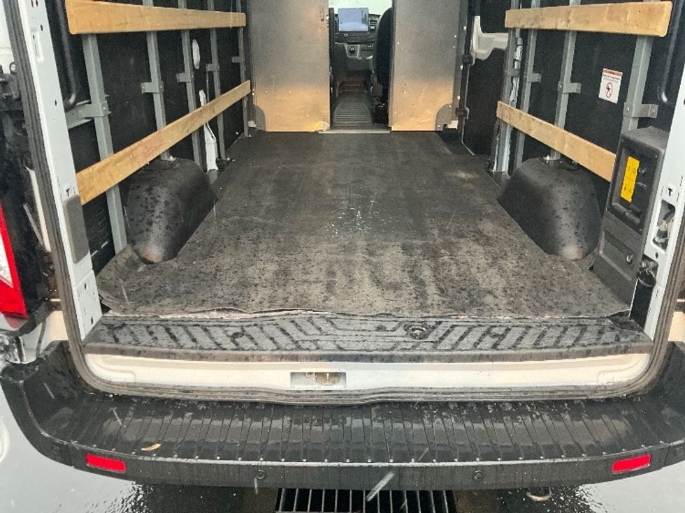 Cargo Van (Panel Van)-Alternative Fuel Trucks & Tractors-Ford-2022-TRAN350E-West Sacramento-CA-17,687\n\t\tmiles-$ 28,500 - Image 10