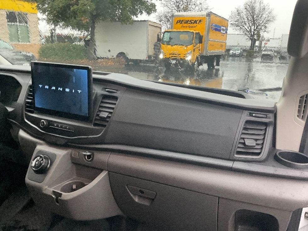 Cargo Van (Panel Van)-Alternative Fuel Trucks & Tractors-Ford-2022-TRAN350E-West Sacramento-CA-17,687\n\t\tmiles-$ 28,500 - Image 21