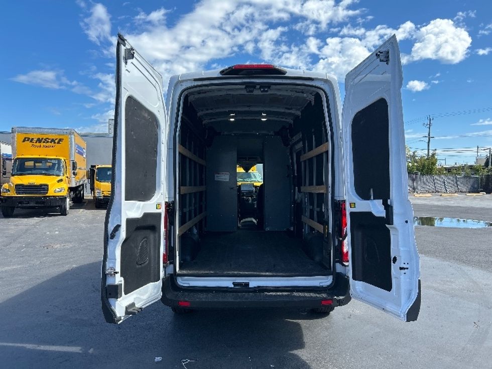 Cargo Van (Panel Van)-Alternative Fuel Trucks & Tractors-Ford-2022-TRAN350E-West Sacramento-CA-18,010\n\t\tmiles-$ 39,750 - Image 8