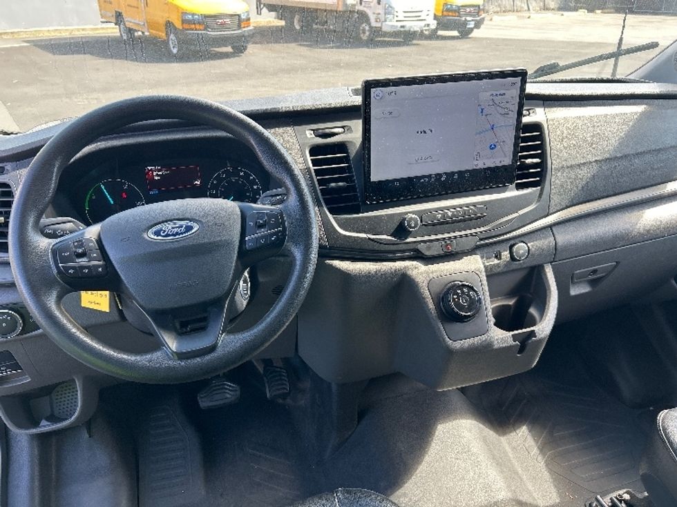 Cargo Van (Panel Van)-Alternative Fuel Trucks & Tractors-Ford-2022-TRAN350E-West Sacramento-CA-18,010\n\t\tmiles-$ 39,750 - Image 17