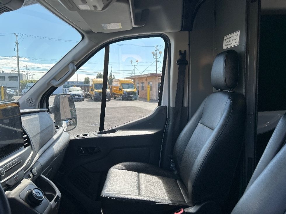 Cargo Van (Panel Van)-Alternative Fuel Trucks & Tractors-Ford-2022-TRAN350E-West Sacramento-CA-18,010\n\t\tmiles-$ 39,750 - Image 18