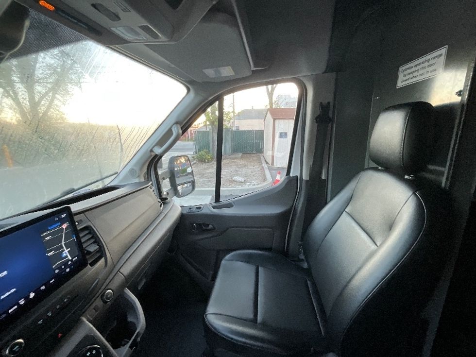 Cargo Van (Panel Van)-Alternative Fuel Trucks & Tractors-Ford-2022-TRAN350E-West Sacramento-CA-18,081\n\t\tmiles-$ 39,750 - Image 16