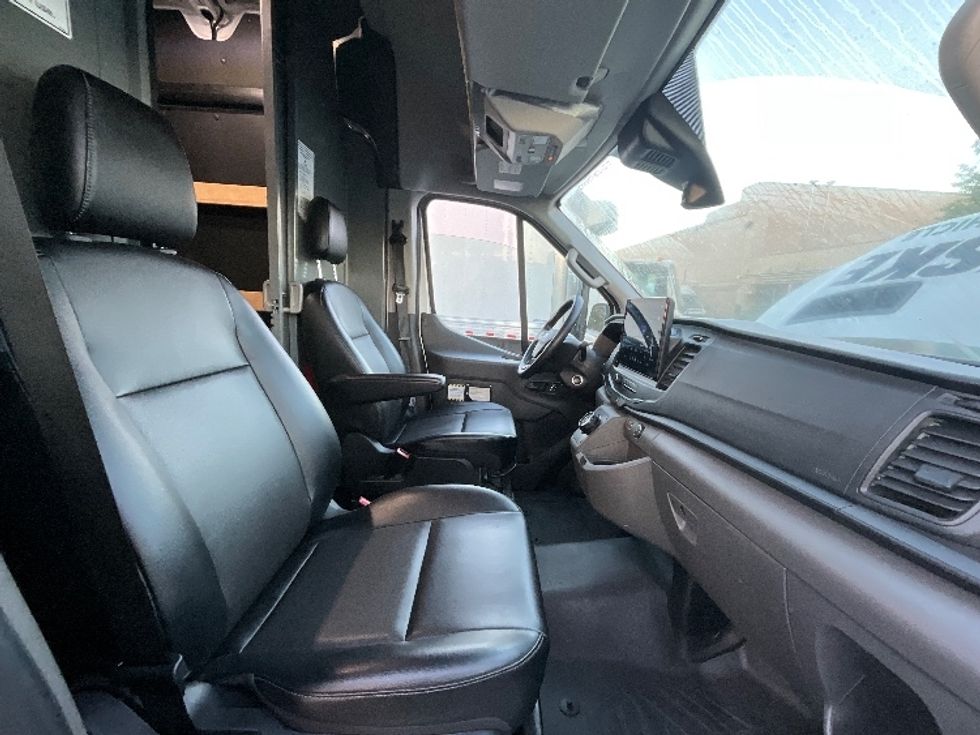 Cargo Van (Panel Van)-Alternative Fuel Trucks & Tractors-Ford-2022-TRAN350E-West Sacramento-CA-18,081\n\t\tmiles-$ 39,750 - Image 19
