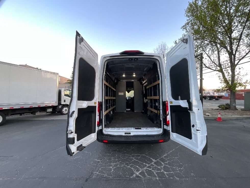 Cargo Van (Panel Van)-Alternative Fuel Trucks & Tractors-Ford-2022-TRAN350E-West Sacramento-CA-18,081\n\t\tmiles-$ 39,750 - Image 23