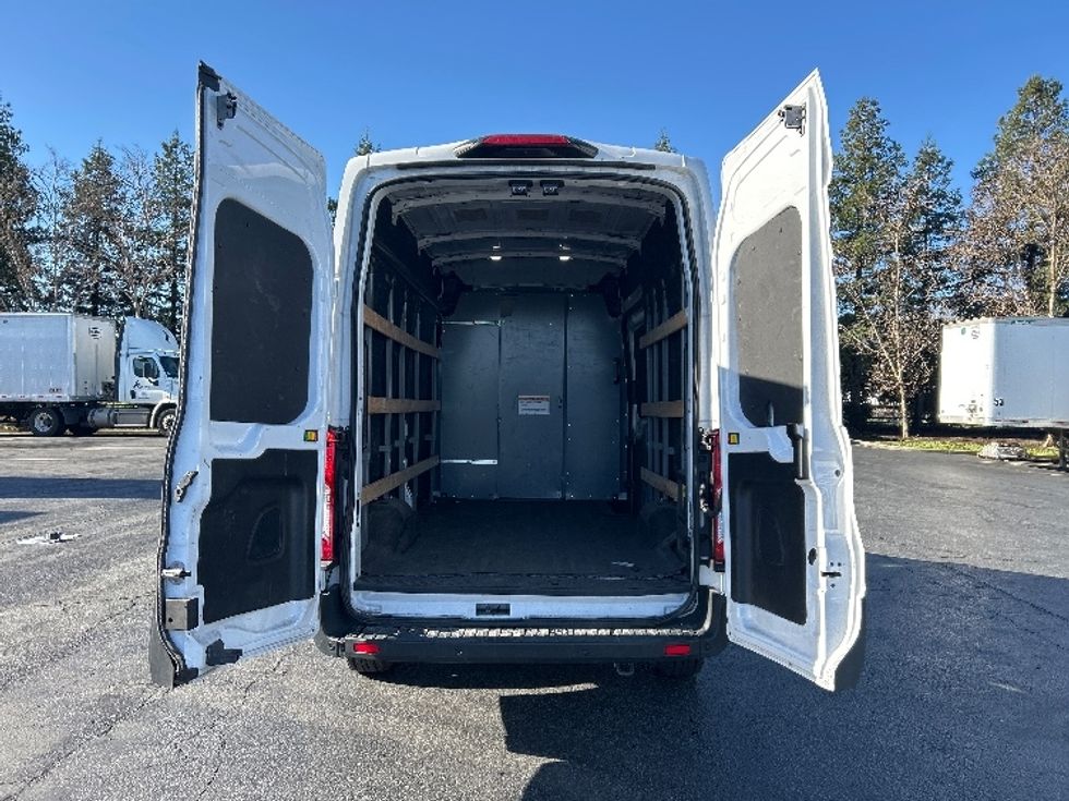 Cargo Van (Panel Van)-Alternative Fuel Trucks & Tractors-Ford-2022-TRAN350E-West Sacramento-CA-23,426\n\t\tmiles-$ 40,000 - Image 8