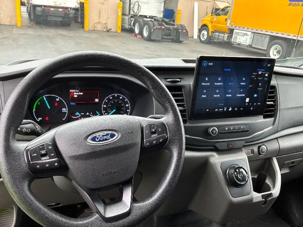 Cargo Van (Panel Van)-Alternative Fuel Trucks & Tractors-Ford-2022-TRAN350E-West Sacramento-CA-25,730\n\t\tmiles-$ 25,500 - Image 17