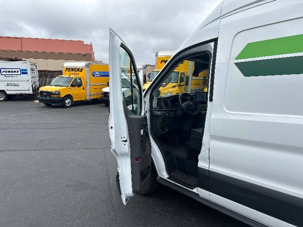 Cargo Van (Panel Van)-Alternative Fuel Trucks & Tractors-Ford-2022-TRAN350E-West Sacramento-CA-29,549\n\t\tmiles-$ 34,250 - Image 15