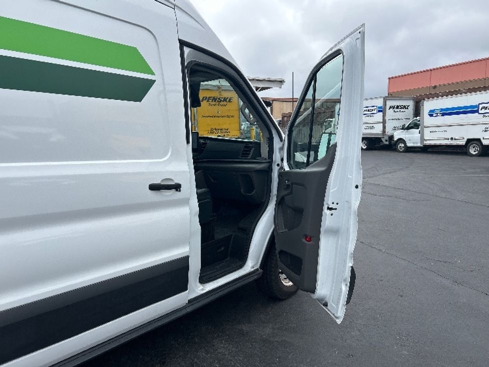 Cargo Van (Panel Van)-Alternative Fuel Trucks & Tractors-Ford-2022-TRAN350E-West Sacramento-CA-29,549\n\t\tmiles-$ 34,250 - Image 19