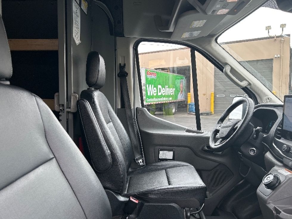 Cargo Van (Panel Van)-Alternative Fuel Trucks & Tractors-Ford-2022-TRAN350E-West Sacramento-CA-29,549\n\t\tmiles-$ 34,250 - Image 21