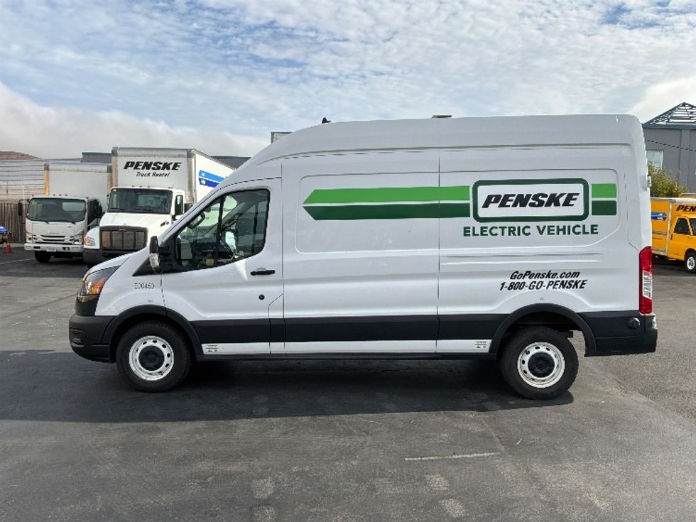 Cargo Van (Panel Van)-Alternative Fuel Trucks & Tractors-Ford-2022-TRAN350E-West Sacramento-CA-30,286\n\t\tmiles-$ 40,000 - Image 4