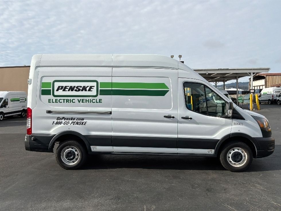 Cargo Van (Panel Van)-Alternative Fuel Trucks & Tractors-Ford-2022-TRAN350E-West Sacramento-CA-30,286\n\t\tmiles-$ 40,000 - Image 14