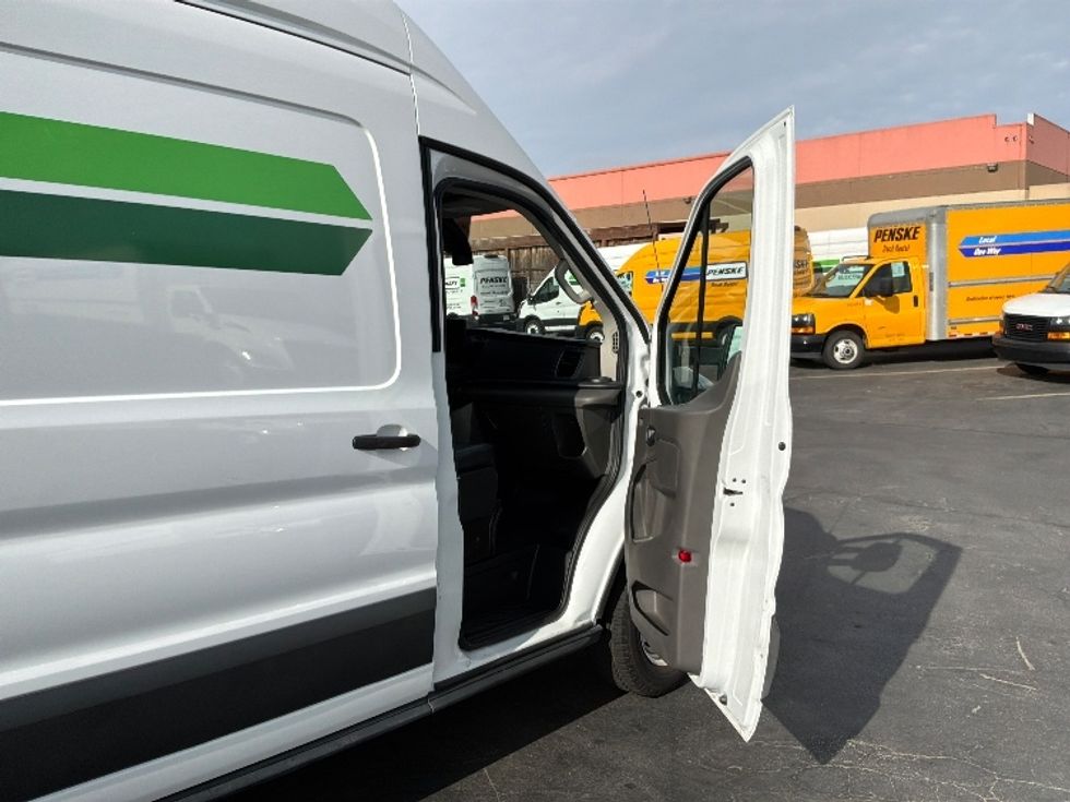 Cargo Van (Panel Van)-Alternative Fuel Trucks & Tractors-Ford-2022-TRAN350E-West Sacramento-CA-30,286\n\t\tmiles-$ 40,000 - Image 19
