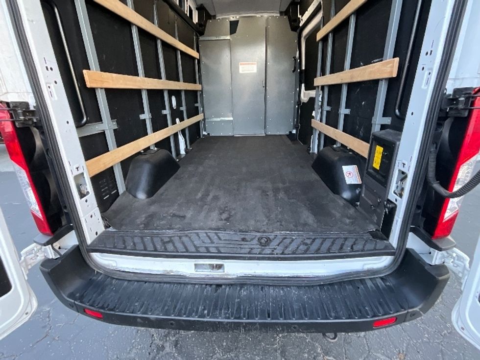 Cargo Van (Panel Van)-Alternative Fuel Trucks & Tractors-Ford-2022-TRAN350E-West Sacramento-CA-32,983\n\t\tmiles-$ 39,000 - Image 10