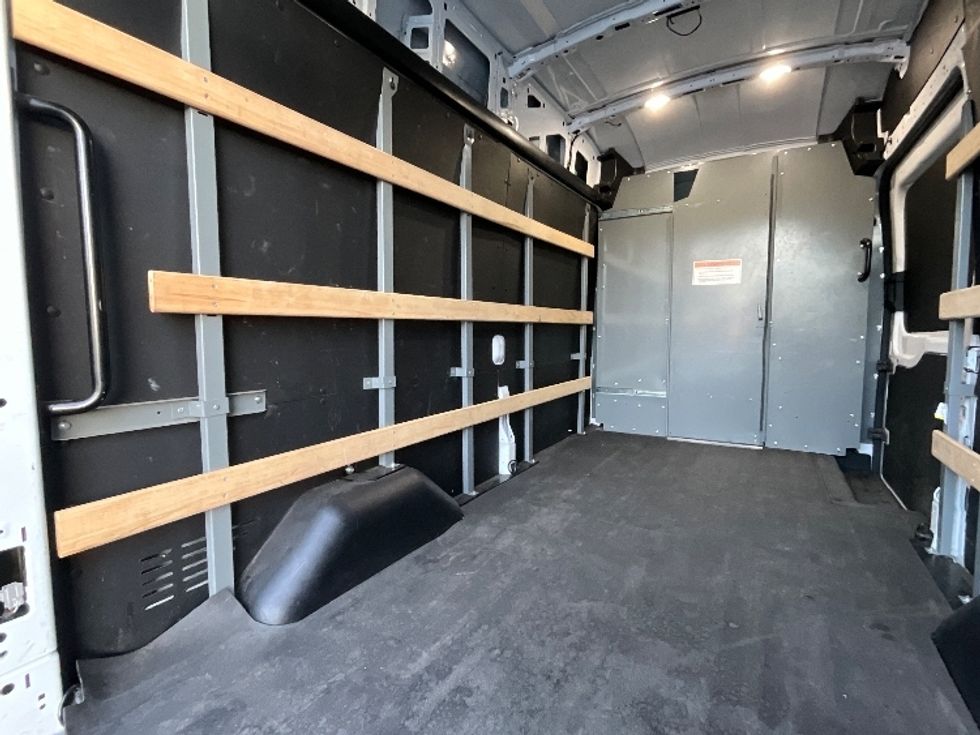 Cargo Van (Panel Van)-Alternative Fuel Trucks & Tractors-Ford-2022-TRAN350E-West Sacramento-CA-32,983\n\t\tmiles-$ 39,000 - Image 11