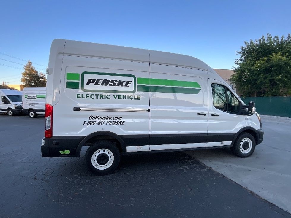 Cargo Van (Panel Van)-Alternative Fuel Trucks & Tractors-Ford-2022-TRAN350E-West Sacramento-CA-32,983\n\t\tmiles-$ 39,000 - Image 15